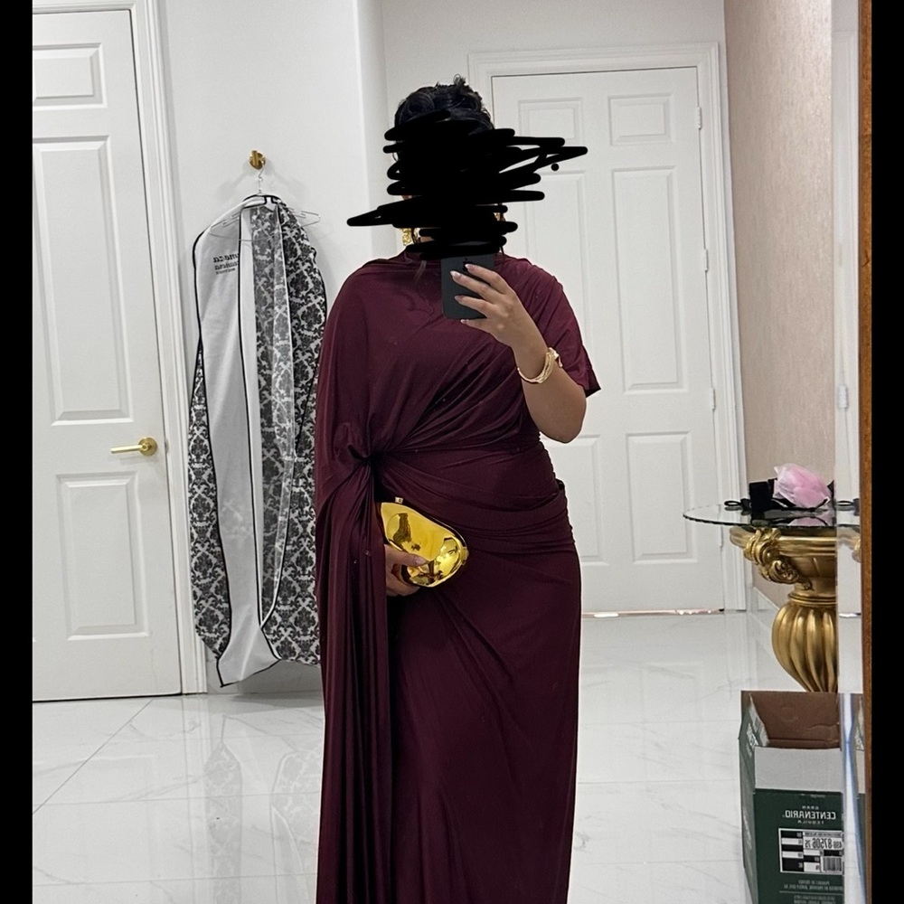 Elegant Burgundy Evening Gown